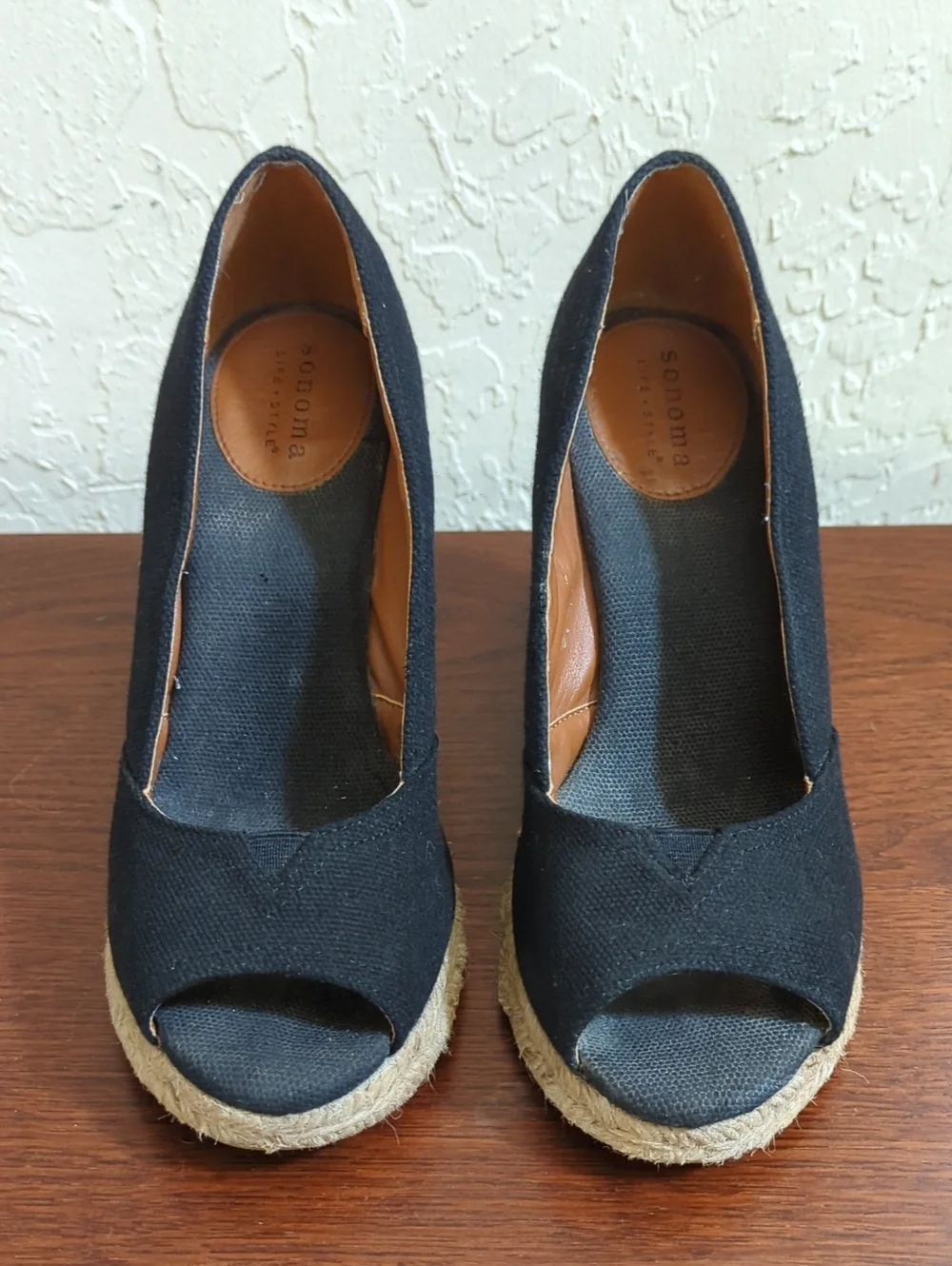 Sonoma Life & Style Black Canvas Peep-Toe Jute Espadrille Wedges Size 8.5 M